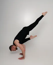 Eka Pada Bakasana | Serhiy Hirchak RYT200 Yoga instructor